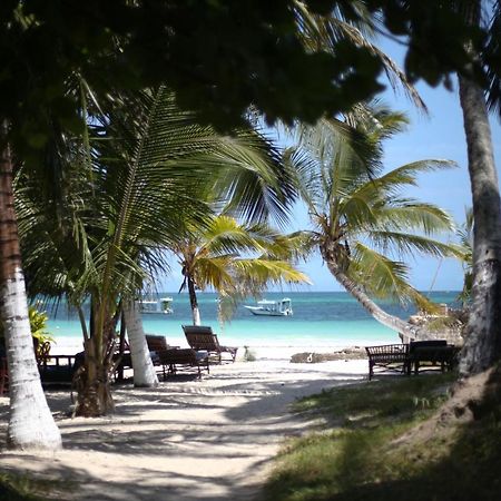 Coconut Village Beach Resort شاطئ دياني المظهر الخارجي الصورة