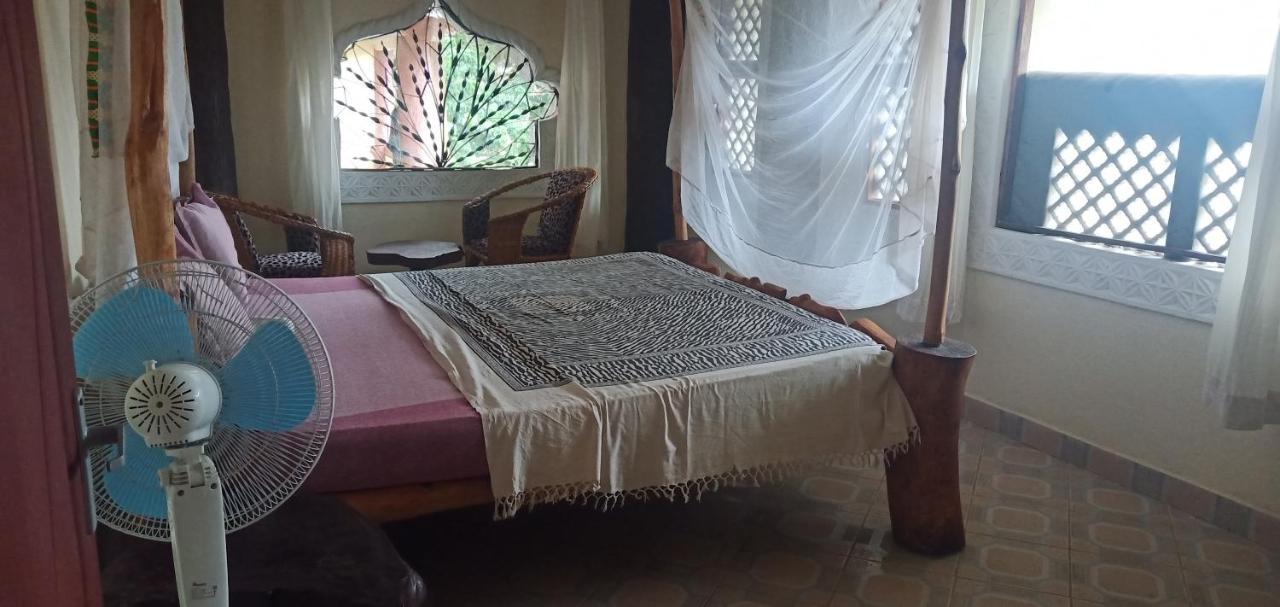 Coconut Village Beach Resort شاطئ دياني المظهر الخارجي الصورة