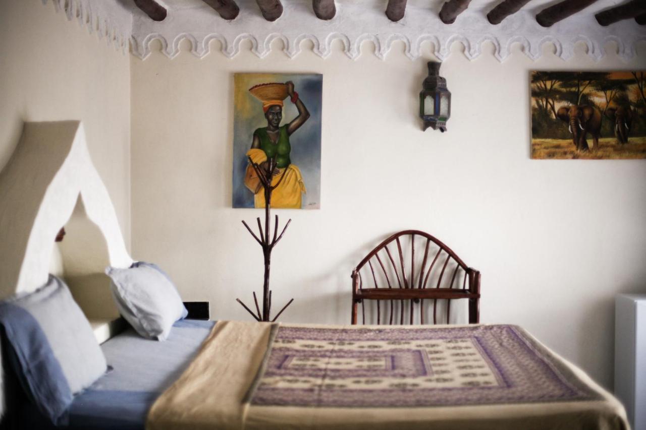 Coconut Village Beach Resort شاطئ دياني المظهر الخارجي الصورة