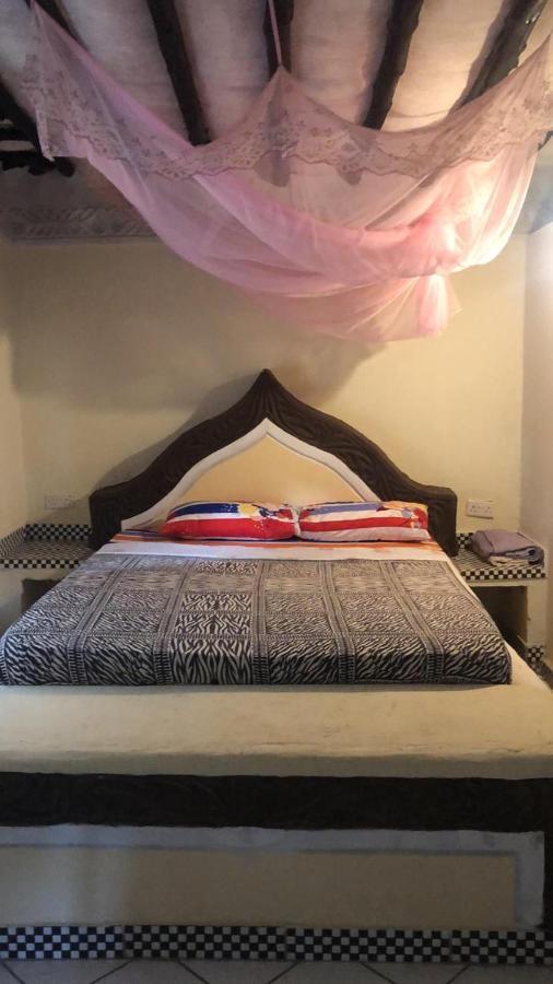 Coconut Village Beach Resort شاطئ دياني المظهر الخارجي الصورة