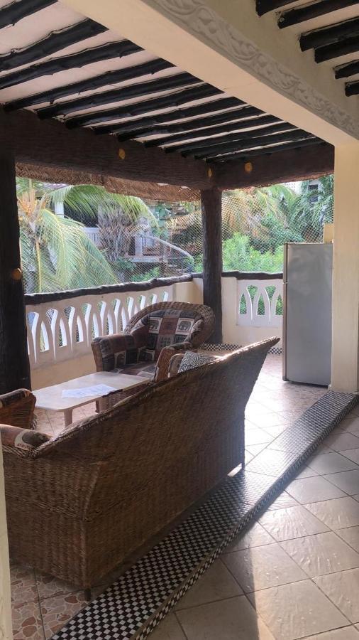 Coconut Village Beach Resort شاطئ دياني المظهر الخارجي الصورة