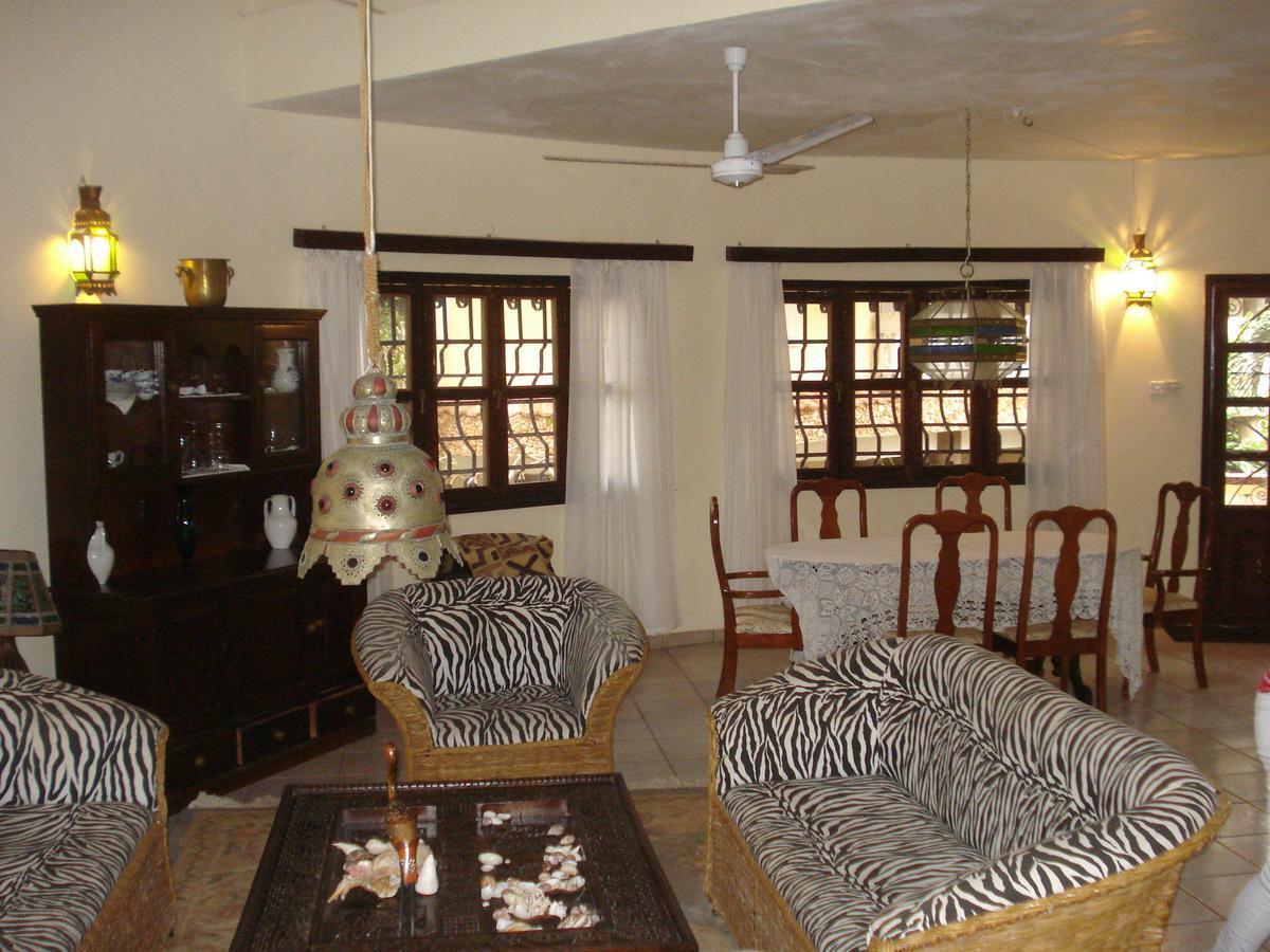 Coconut Village Beach Resort شاطئ دياني المظهر الخارجي الصورة